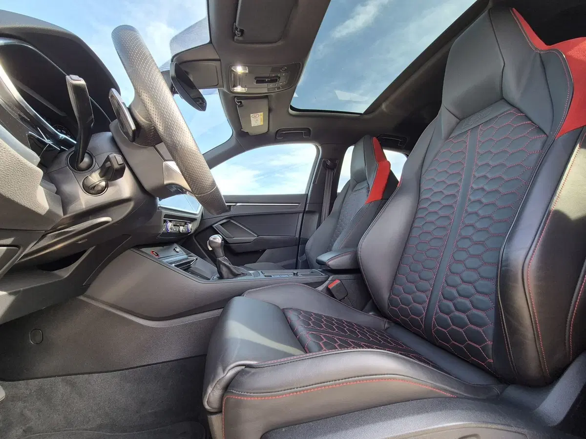 Audi RS Q3 Sportback usata  (19)