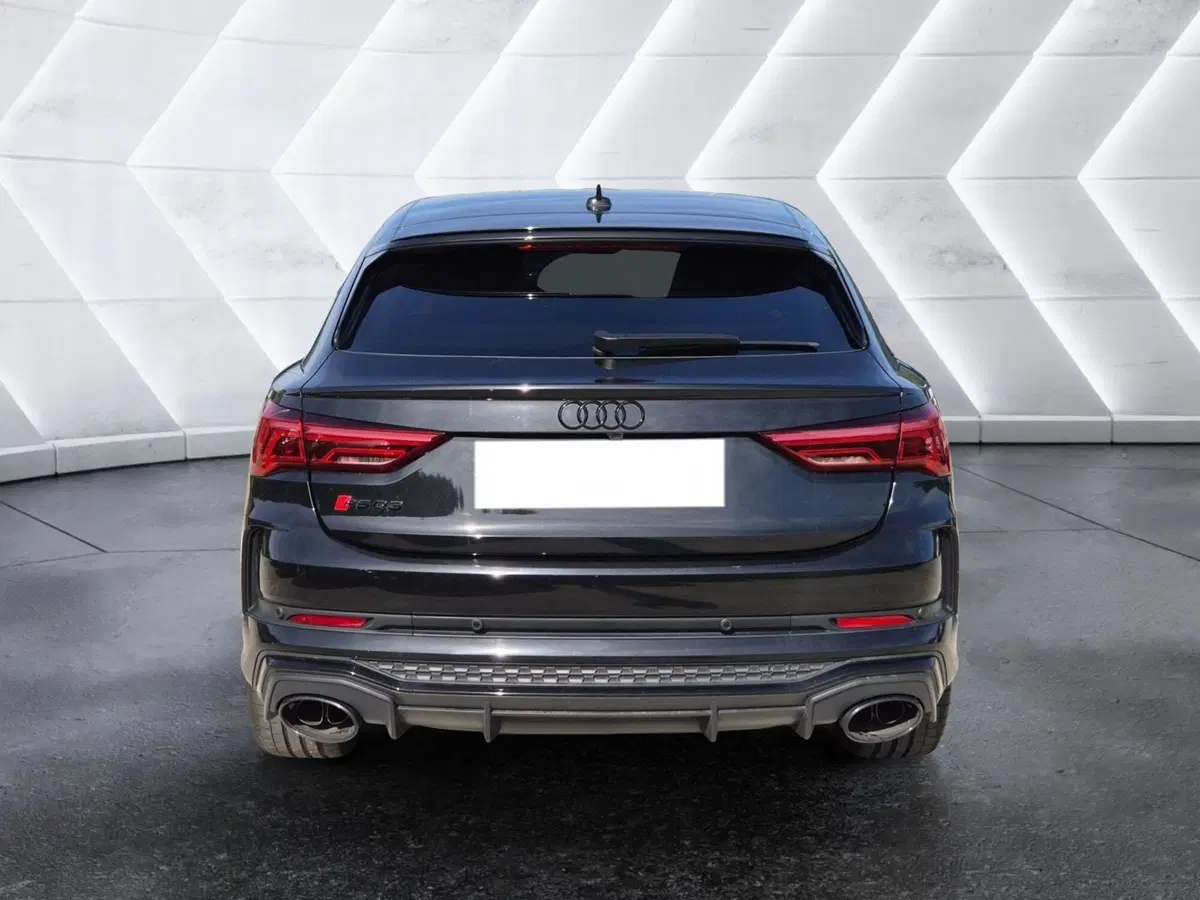 Audi RS Q3 Sportback usata  (3)