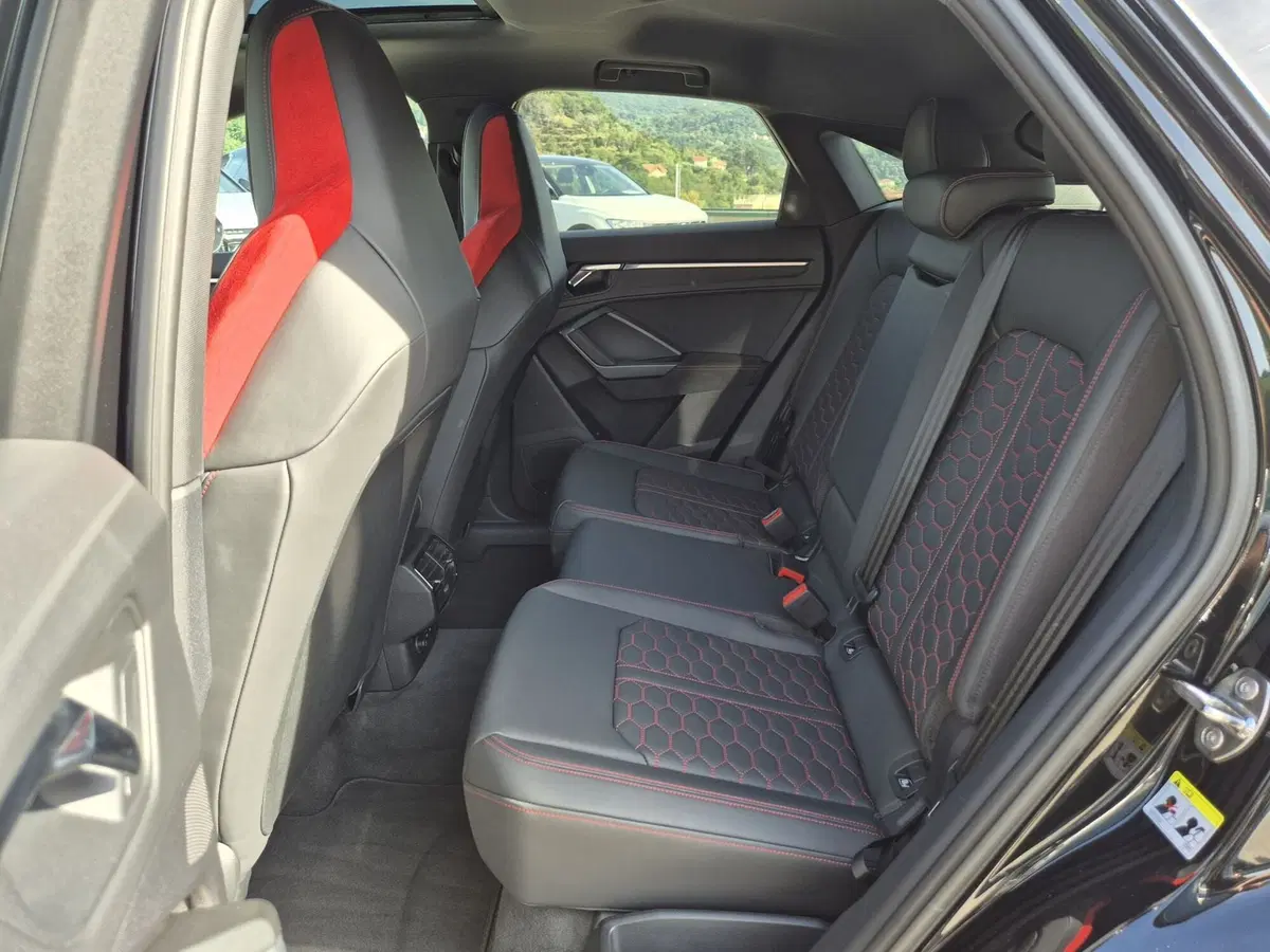 Audi RS Q3 Sportback usata  (7)
