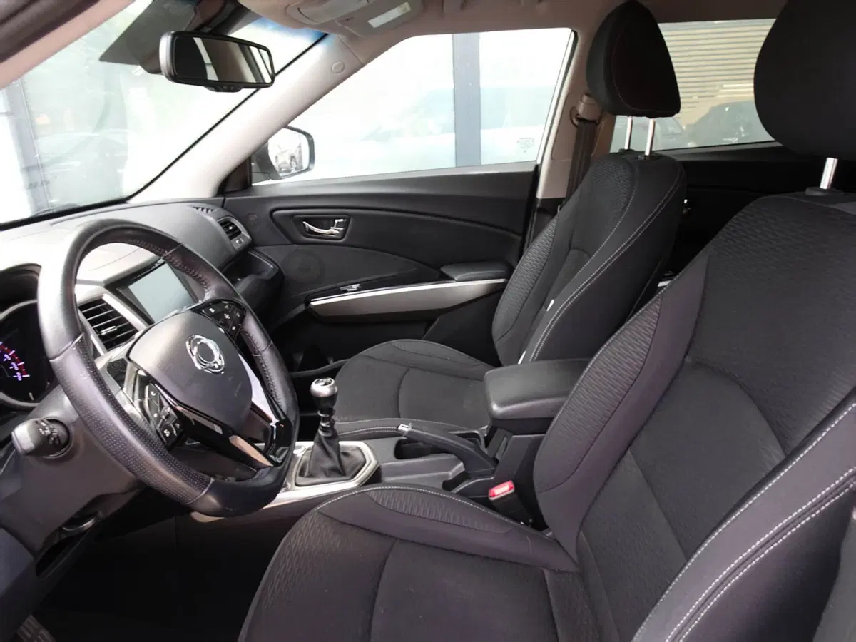 Ssangyong Tivoli usata a Padova (7)