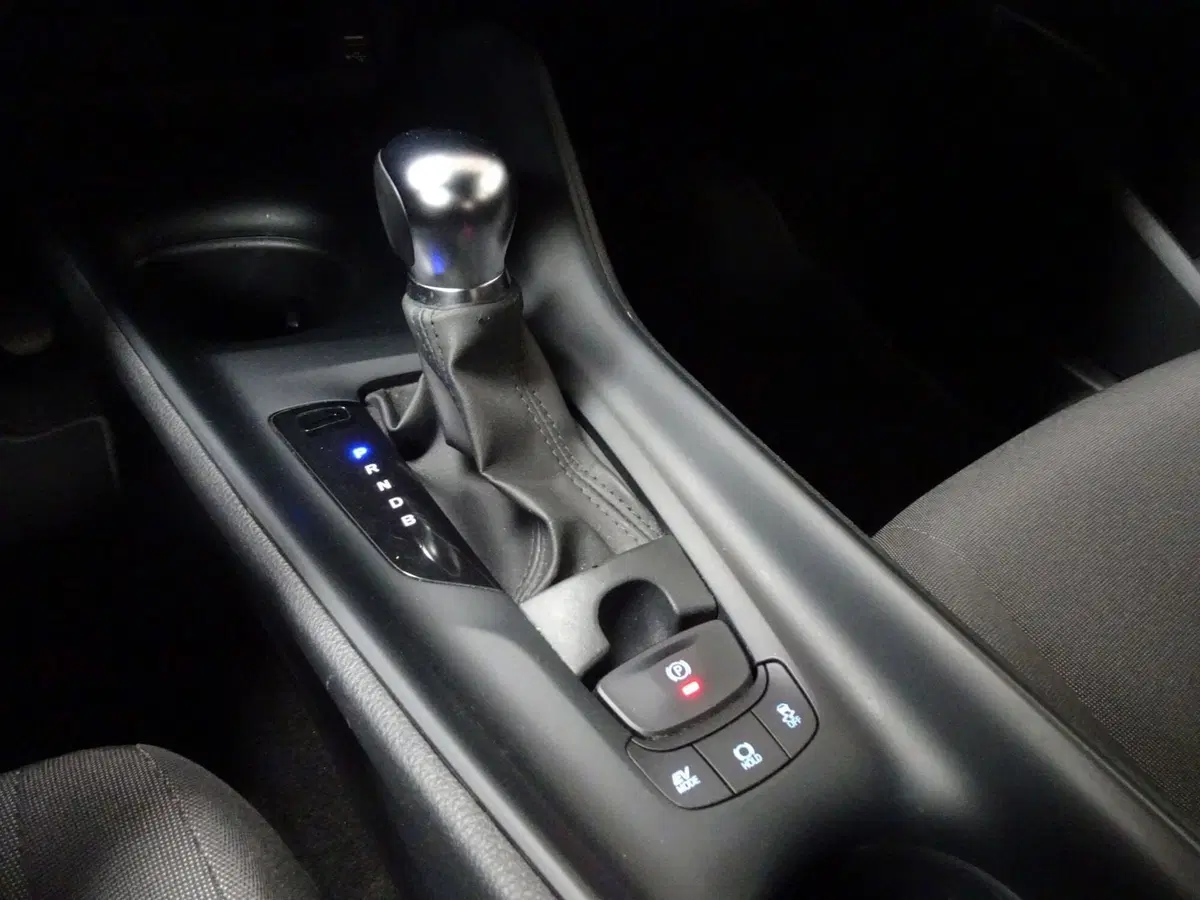 Toyota Toyota C-HR usata a Venezia (17)