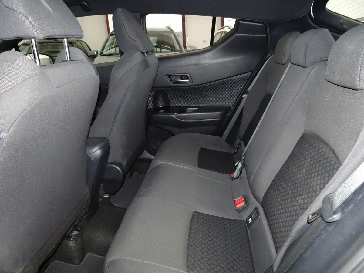 Toyota Toyota C-HR usata a Venezia (9)