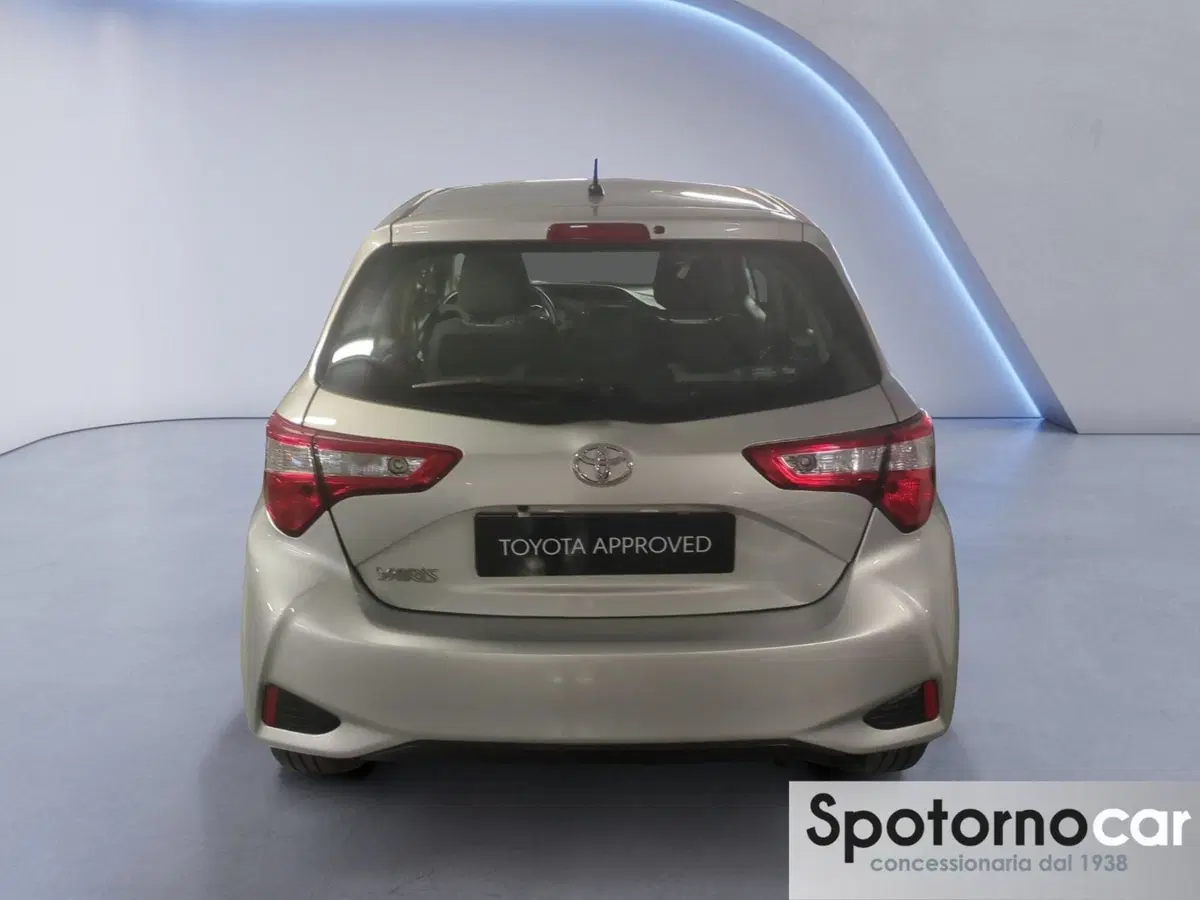 Toyota Yaris usata a Milano (5)