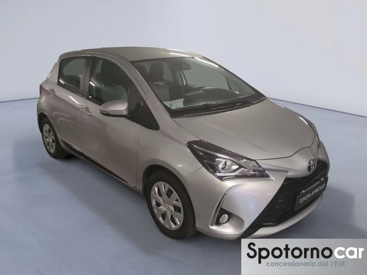 Toyota Yaris usata a Milano (8)