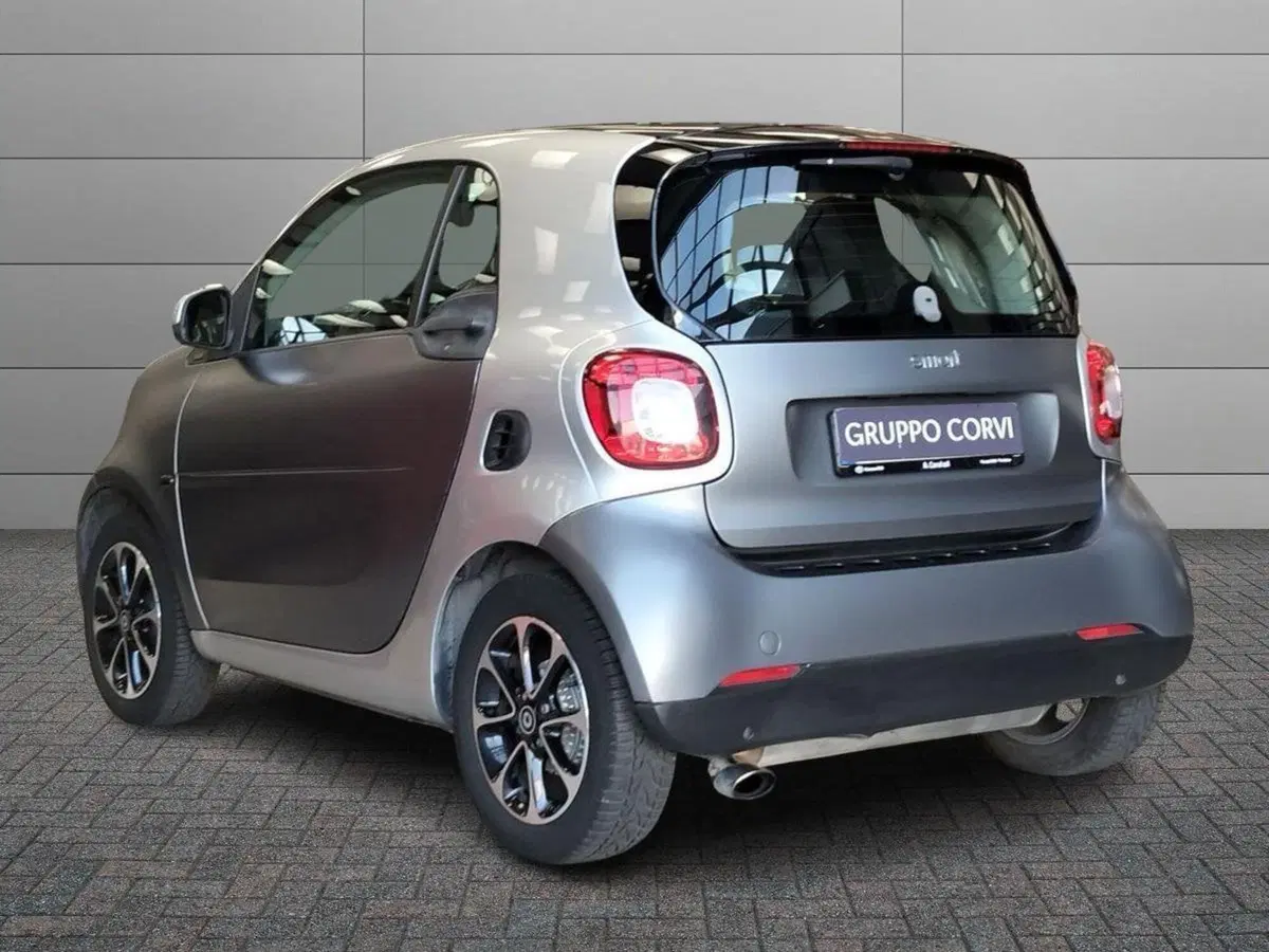 smart Fortwo usata a Roma (3)