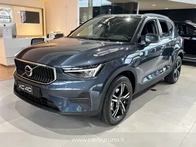 Volvo XC40 B3 automatico Core nuova a Ferrara