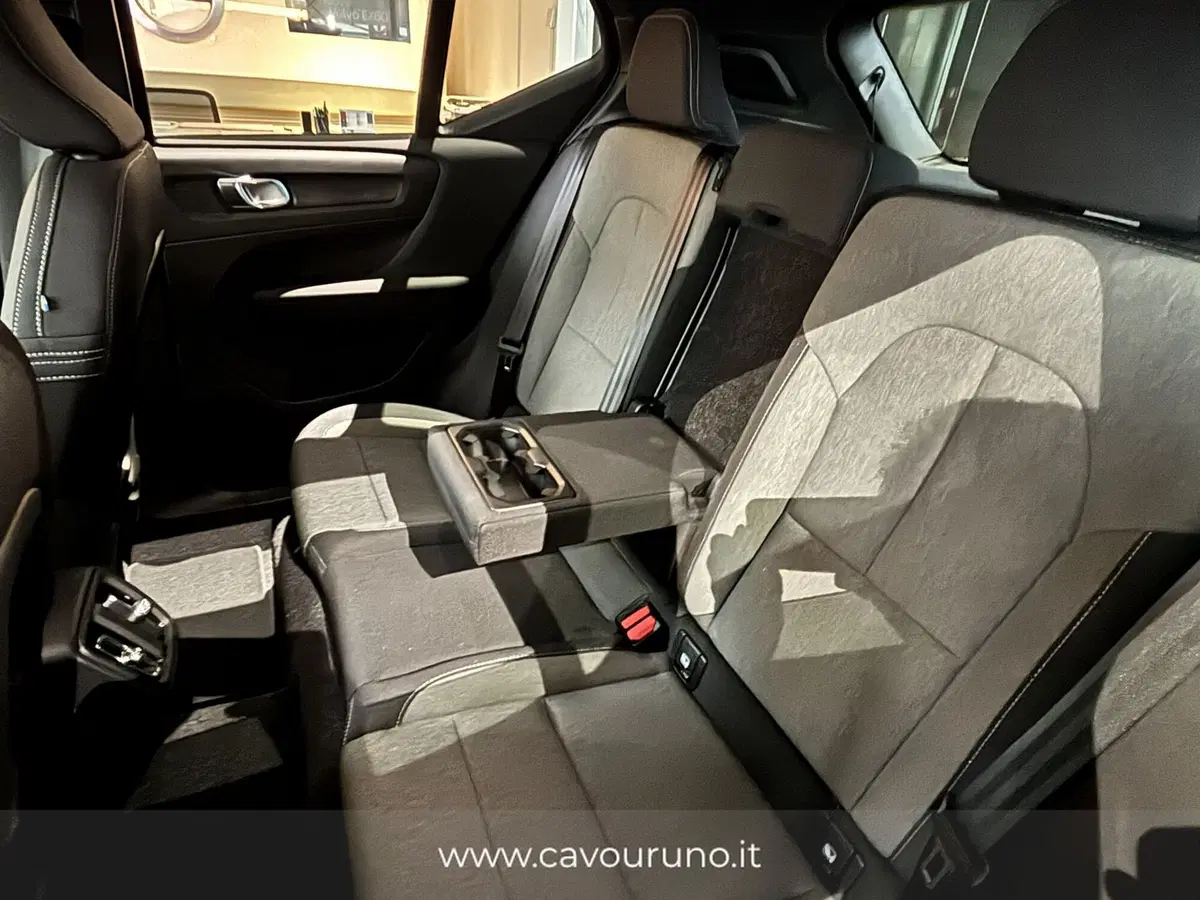 Volvo XC40 nuova a Ferrara (7)