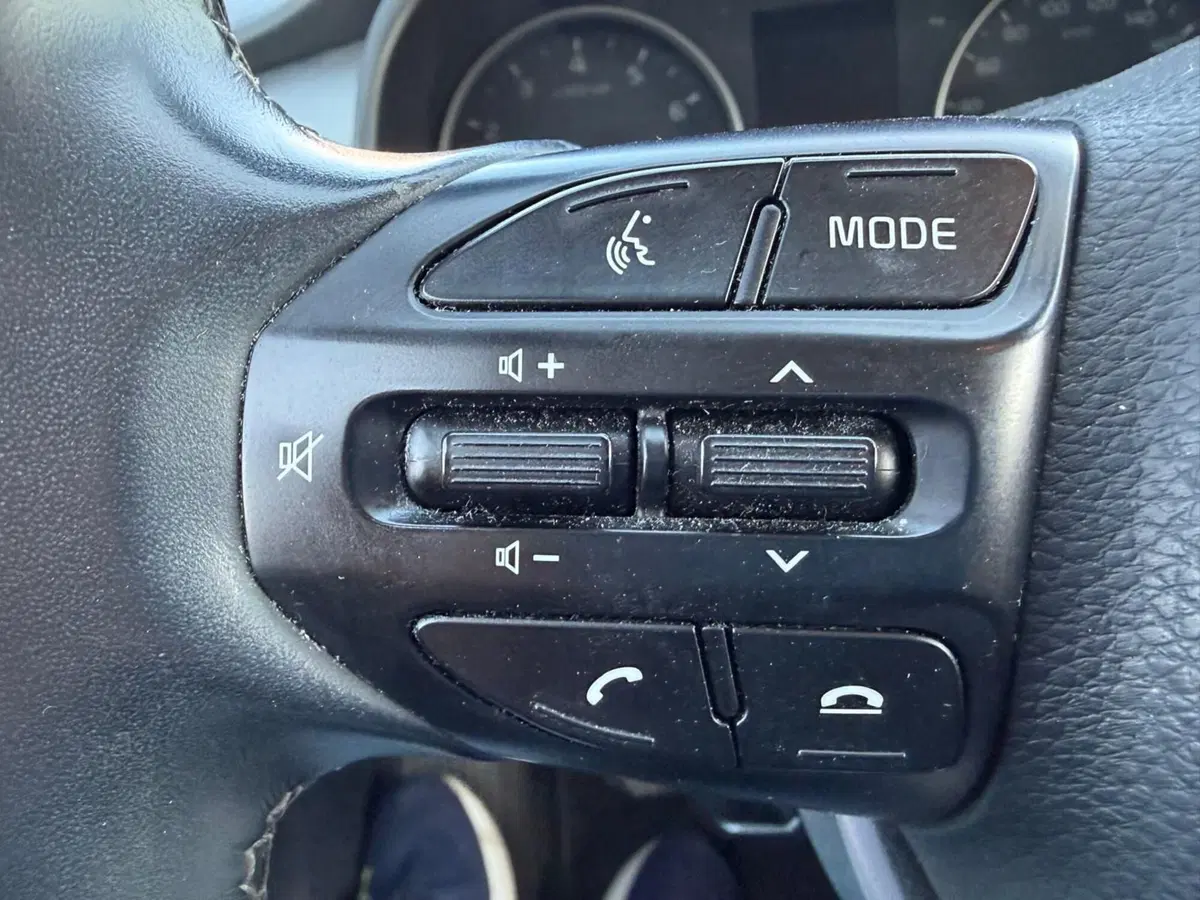 Kia Stonic usata a La Spezia (18)