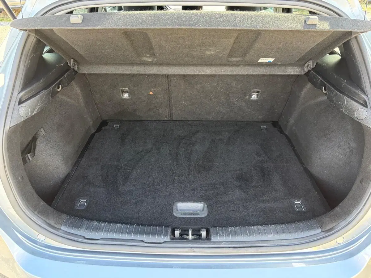 Kia Ceed usata a La Spezia (10)