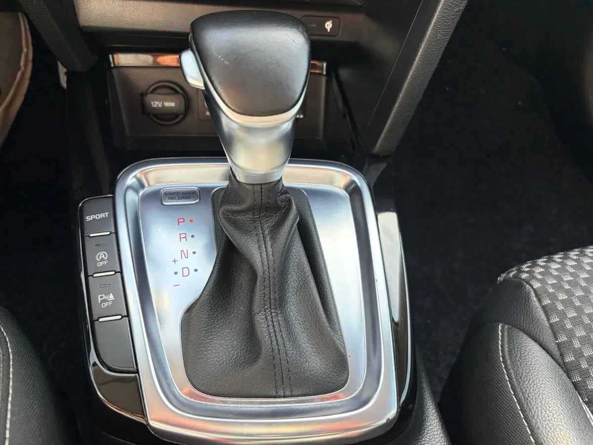 Kia Ceed usata a La Spezia (17)