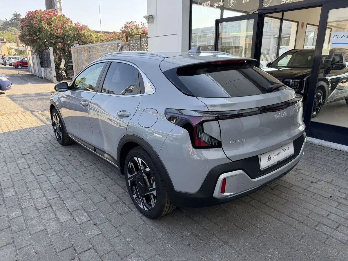 Kia XCeed nuova a La Spezia (5)