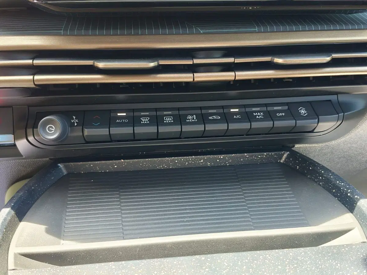 Lancia Ypsilon nuova a La Spezia (14)