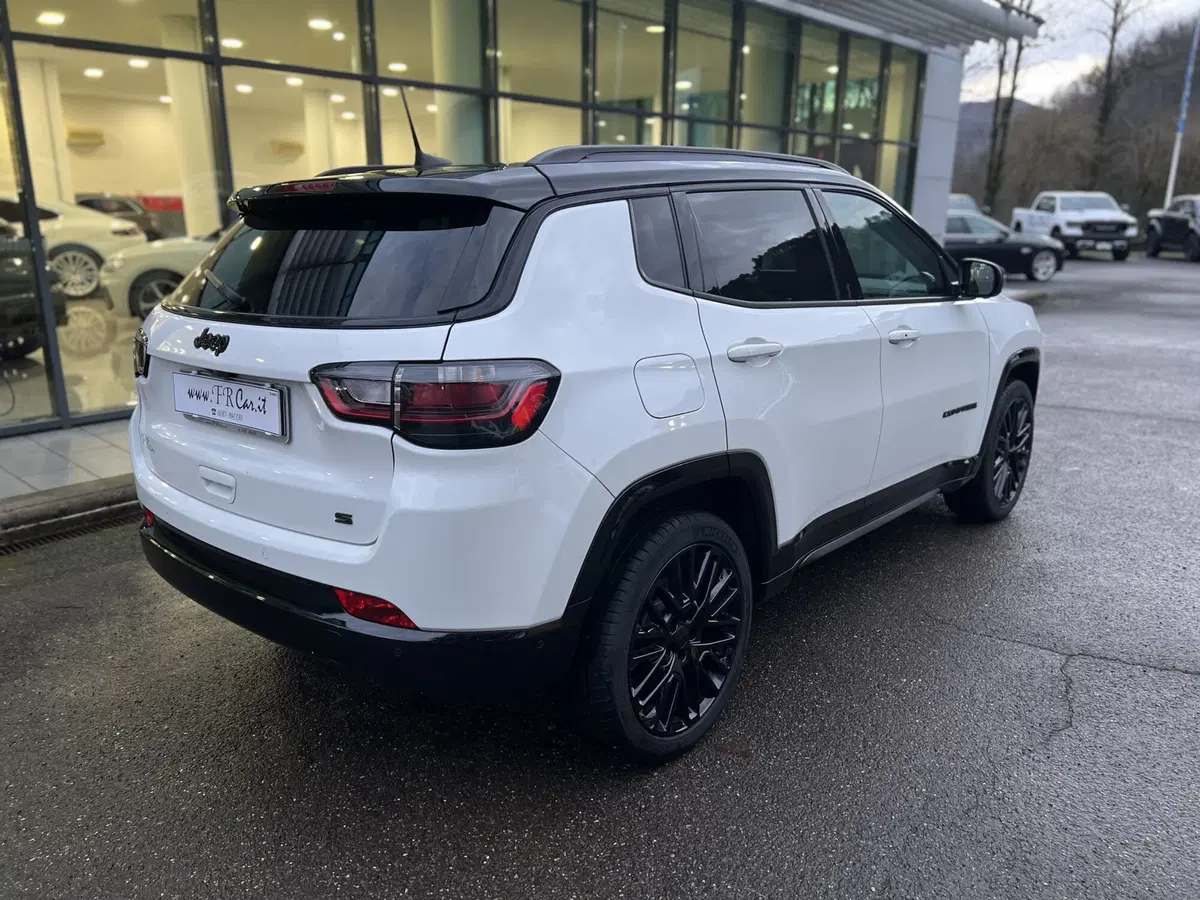 Jeep Compass usata a La Spezia (7)