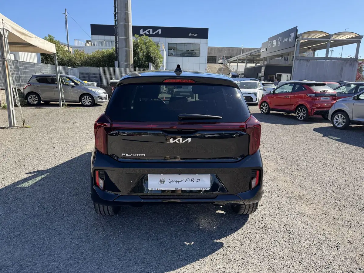 Kia Picanto nuova a La Spezia (6)