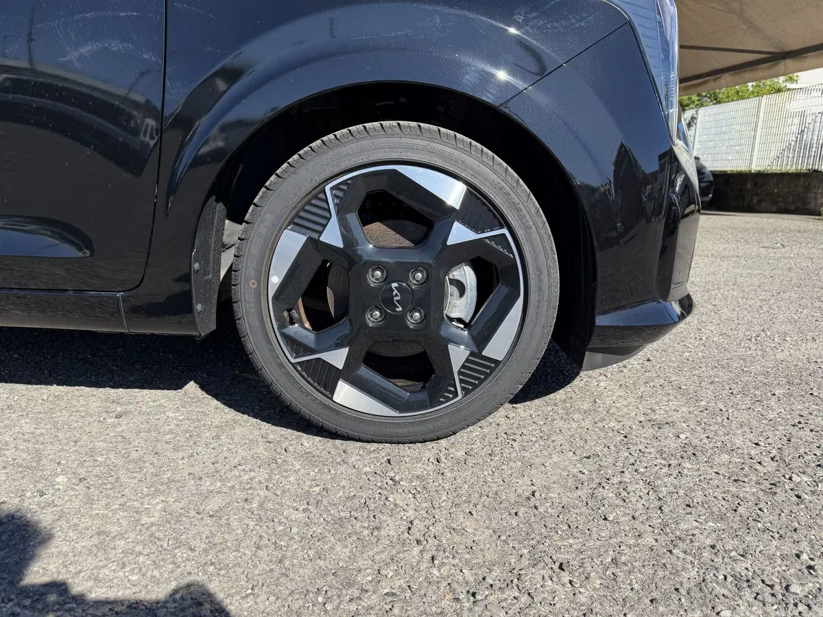 Kia Picanto nuova a La Spezia (9)