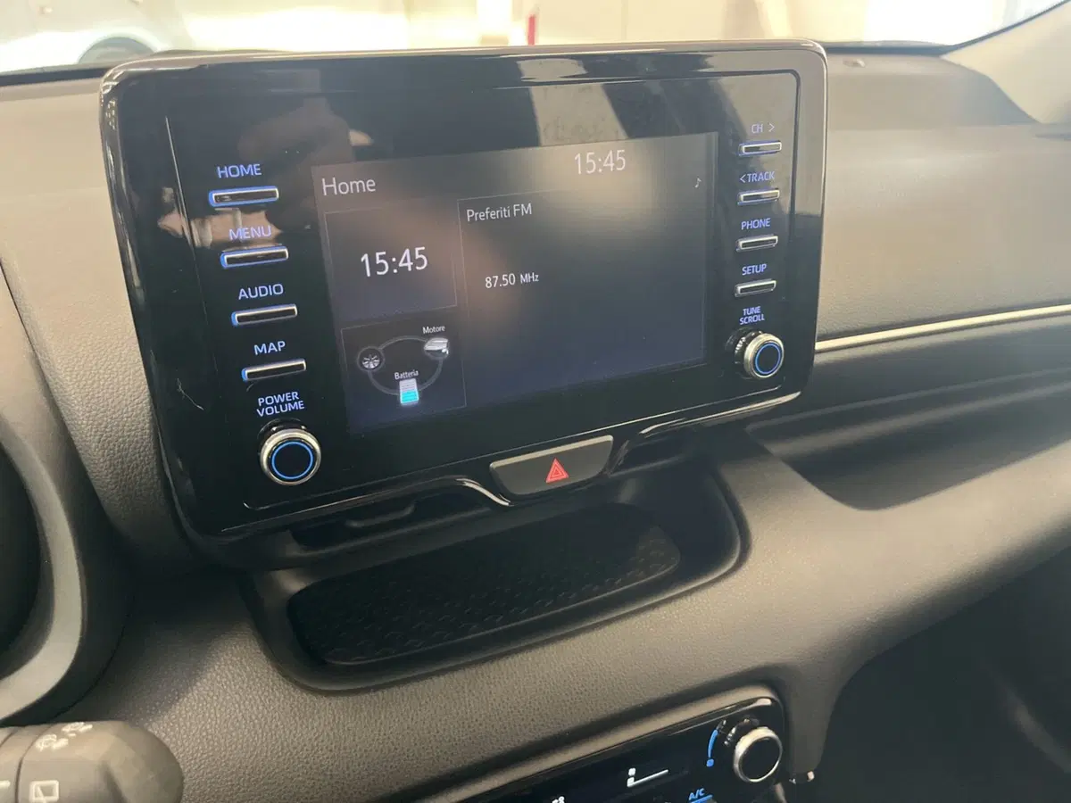 Toyota Yaris usata a Modena (13)