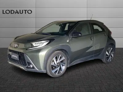 Toyota Aygo X 1.0 Lounge 72cv del 2023 usata a Bergamo
