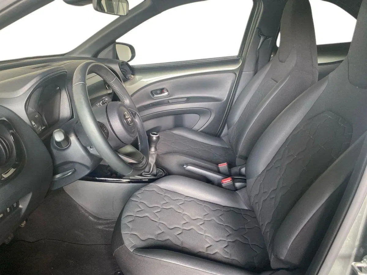 Toyota Aygo X usata a Bergamo (8)