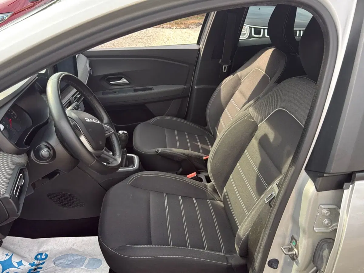 Dacia Jogger usata a Ravenna (12)