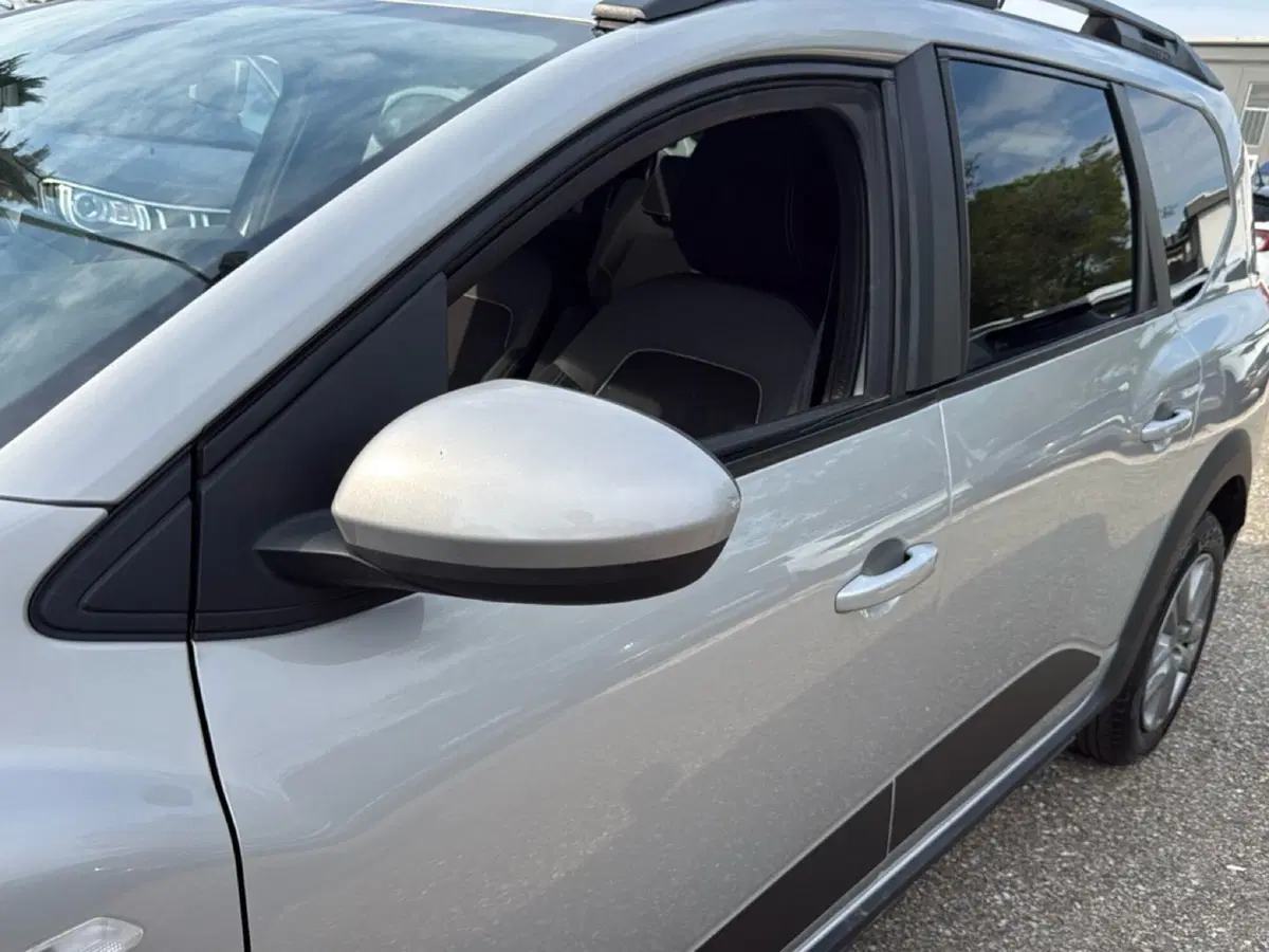 Dacia Jogger usata a Ravenna (18)