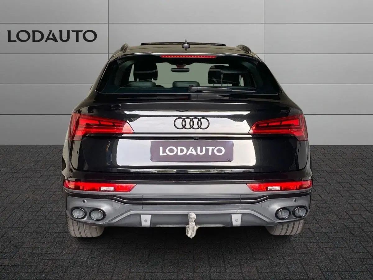 Audi SQ5 Sportback usata a Bergamo (4)