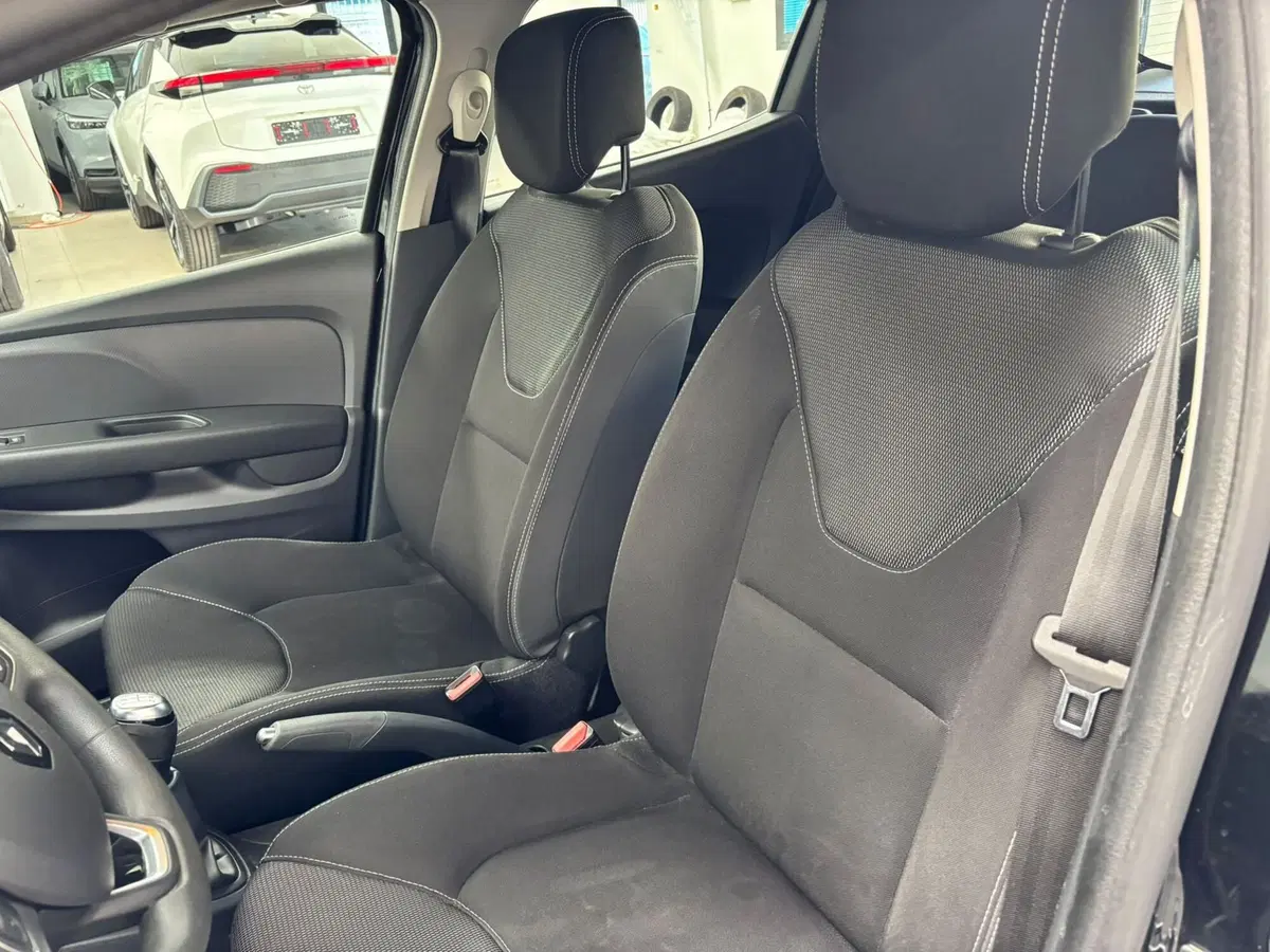 Renault Clio usata a Modena (12)