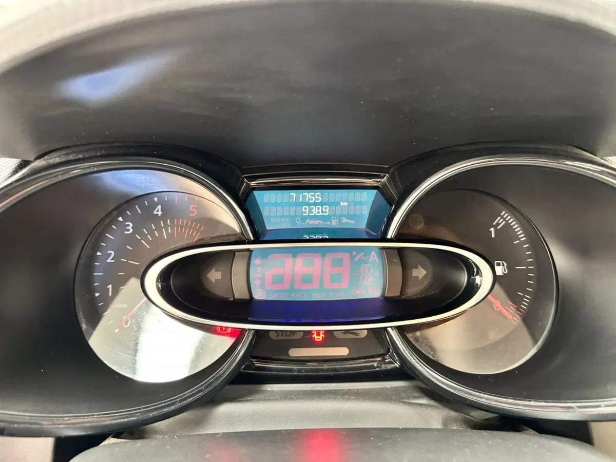 Renault Clio usata a Modena (9)