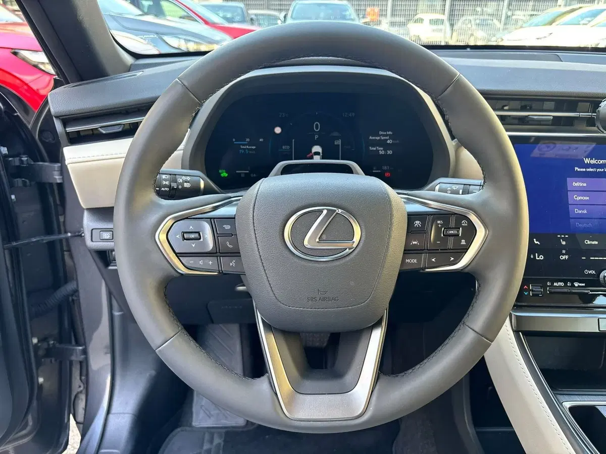 Lexus LBX usata a Modena (11)