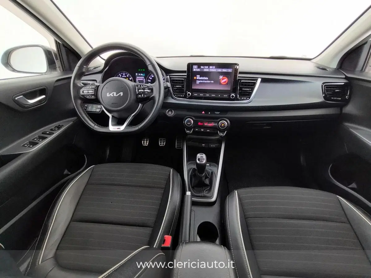 Kia Rio usata a Como (4)