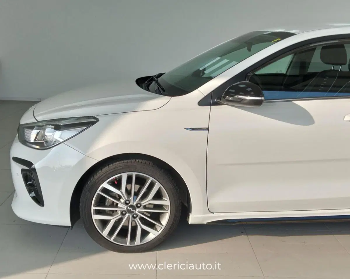 Kia Rio usata a Como (9)