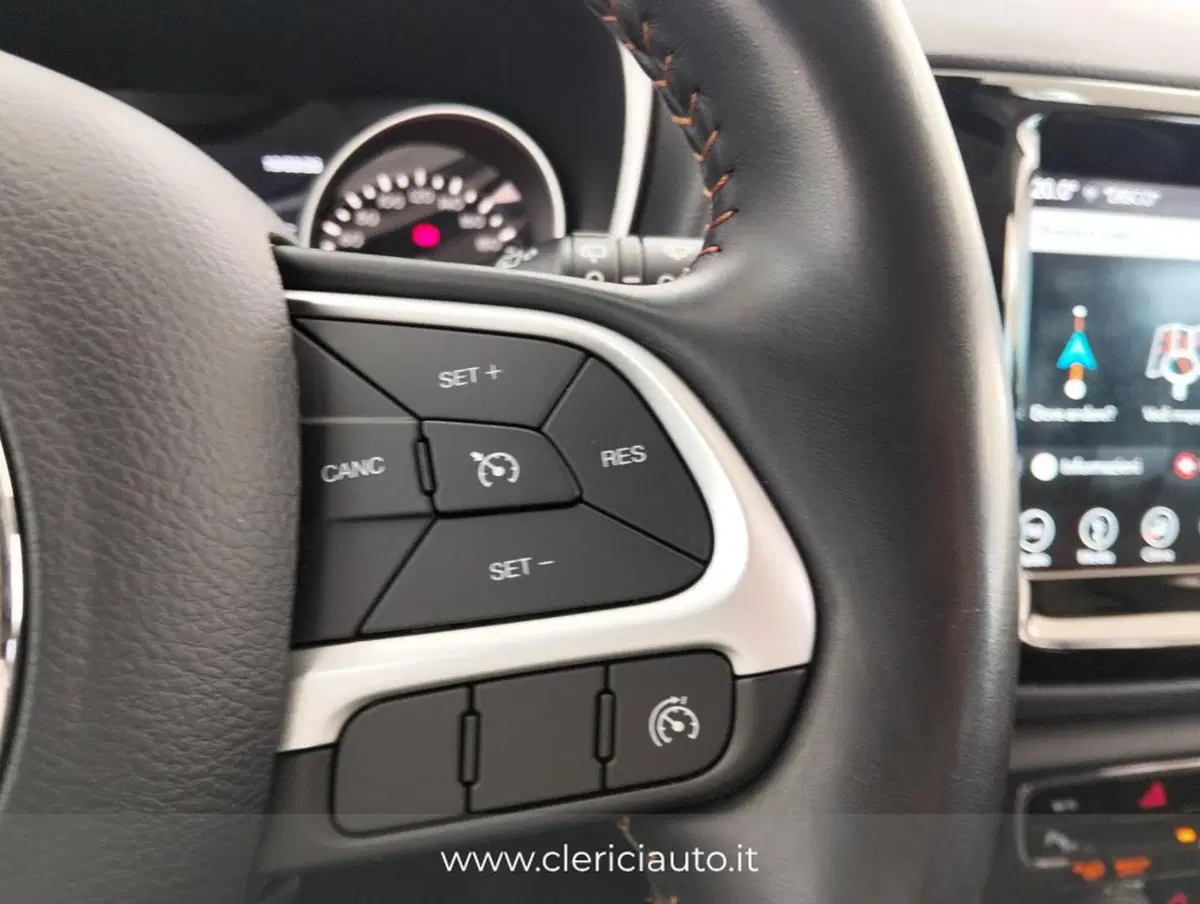 Jeep Compass usata a Como (11)
