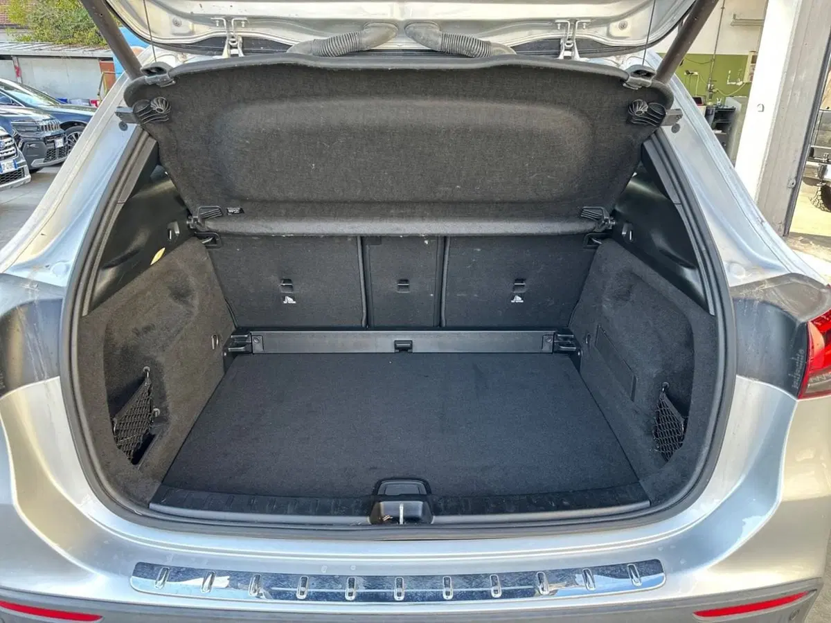 Mercedes-Benz GLA SUV usata a Pescara (7)