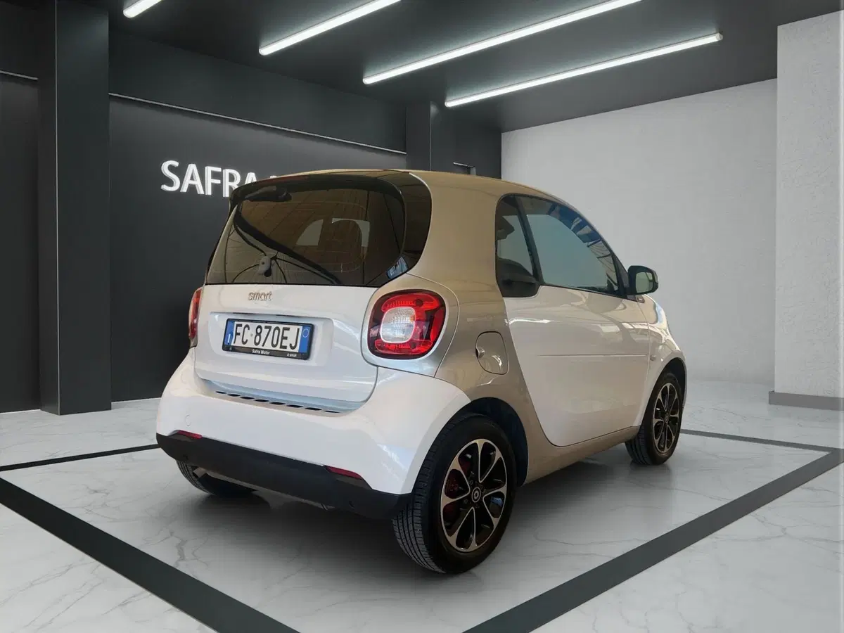 smart Fortwo usata a Cosenza (6)