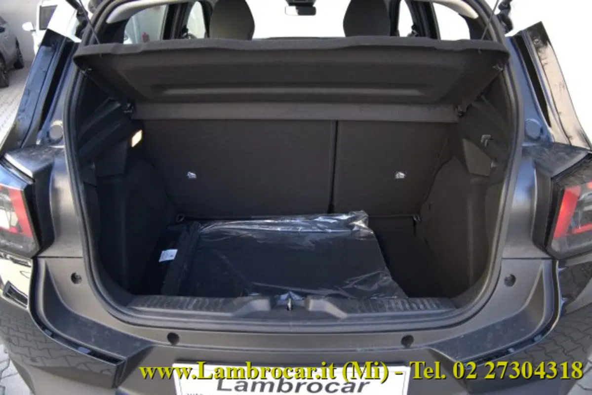 Citroen C3 nuova a Milano (12)