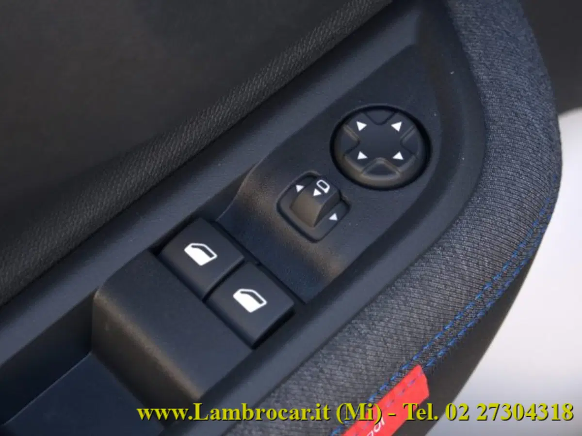 Citroen C3 nuova a Milano (9)