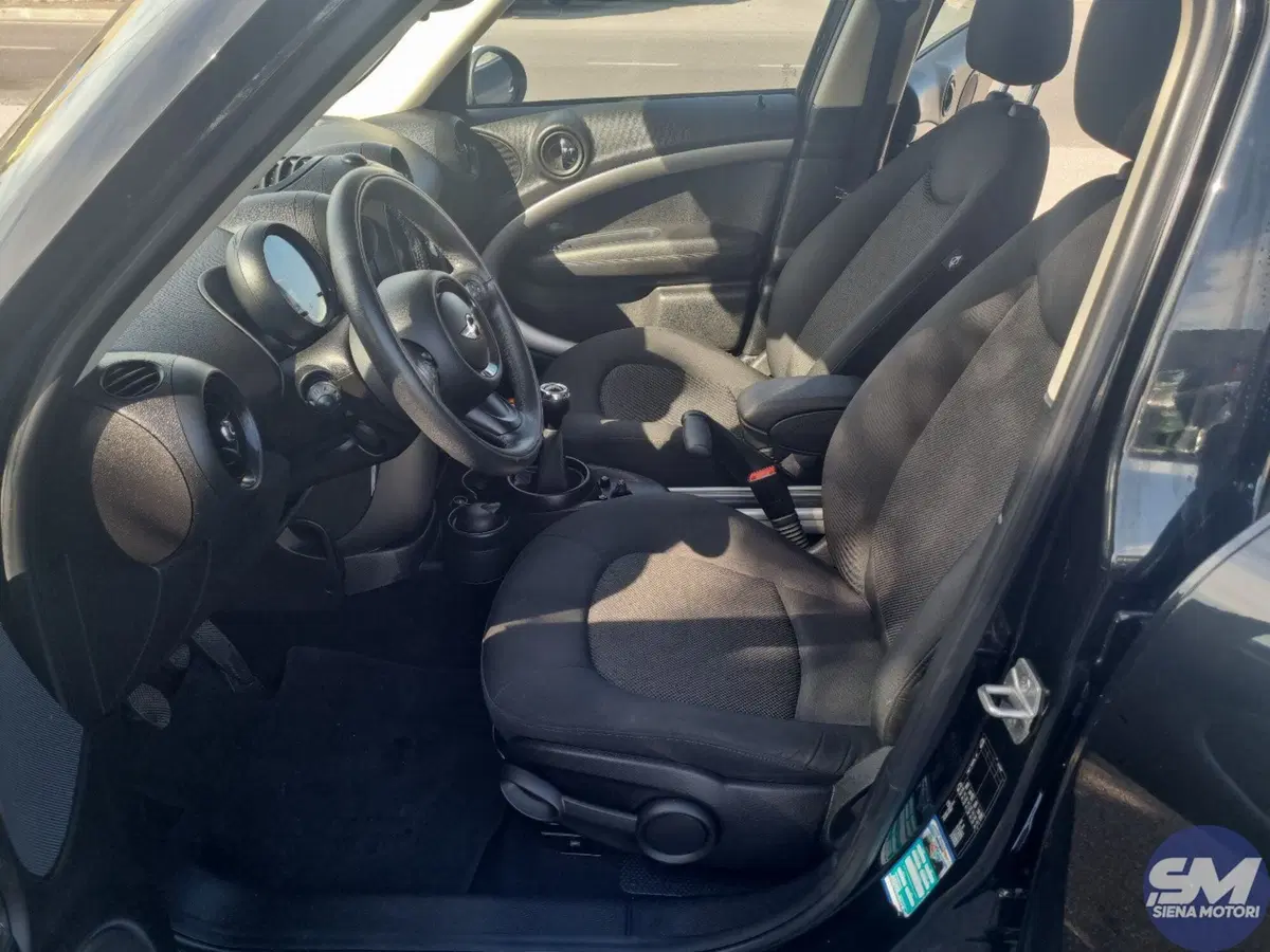 MINI Mini Countryman usata a Siena (15)
