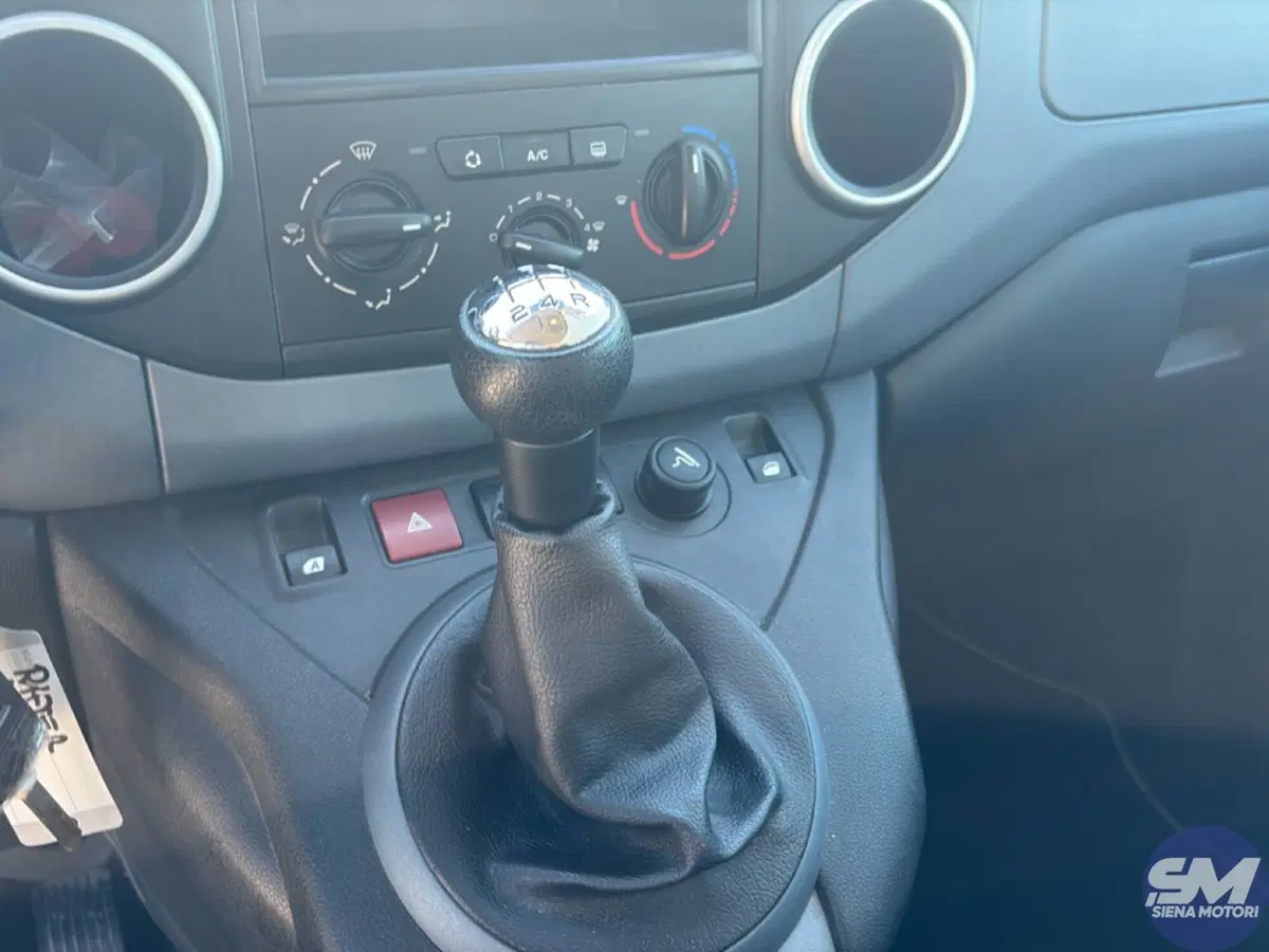 Peugeot Partner usata a Siena (13)