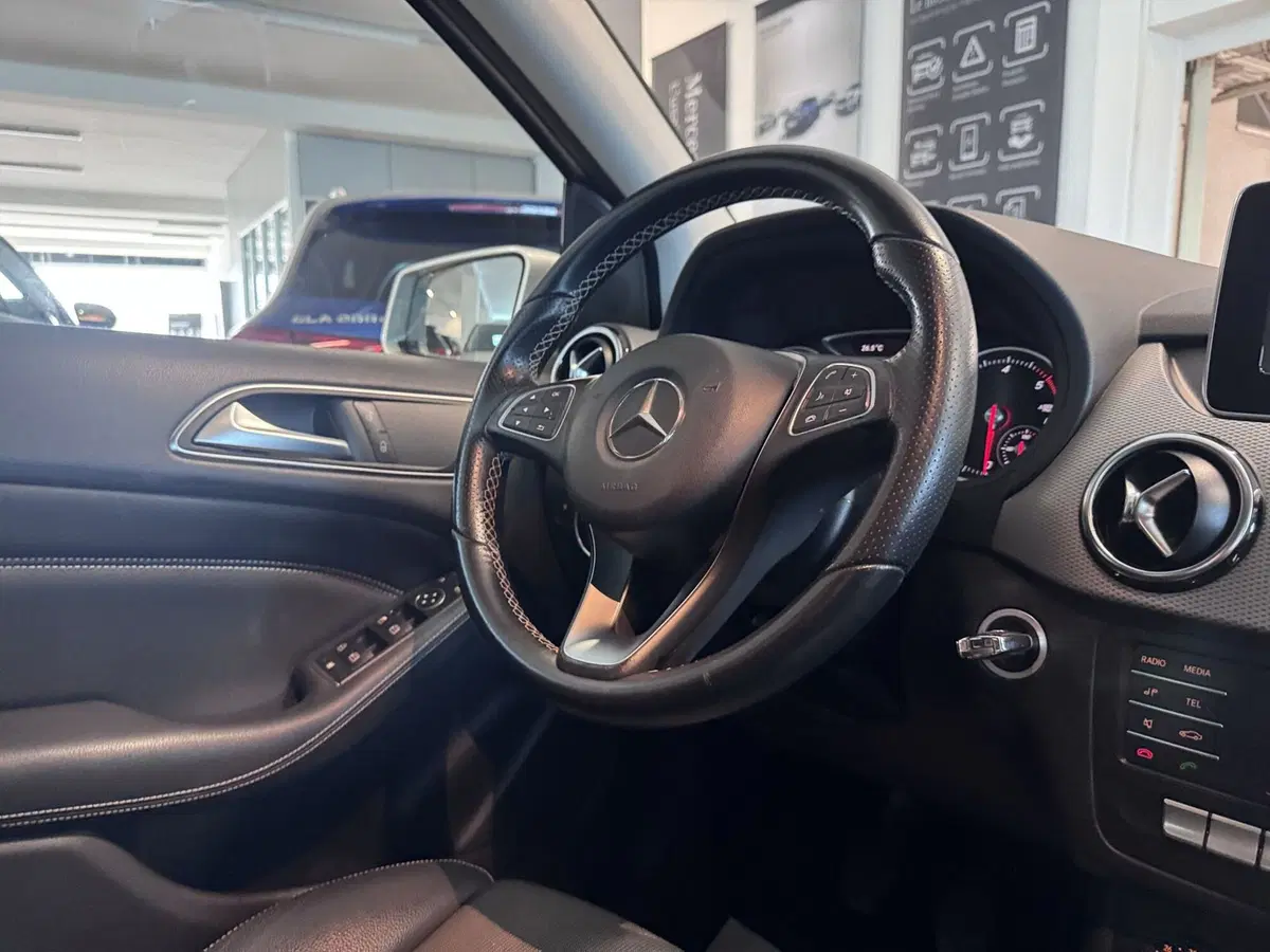 Mercedes-Benz Classe B usata a Messina (14)