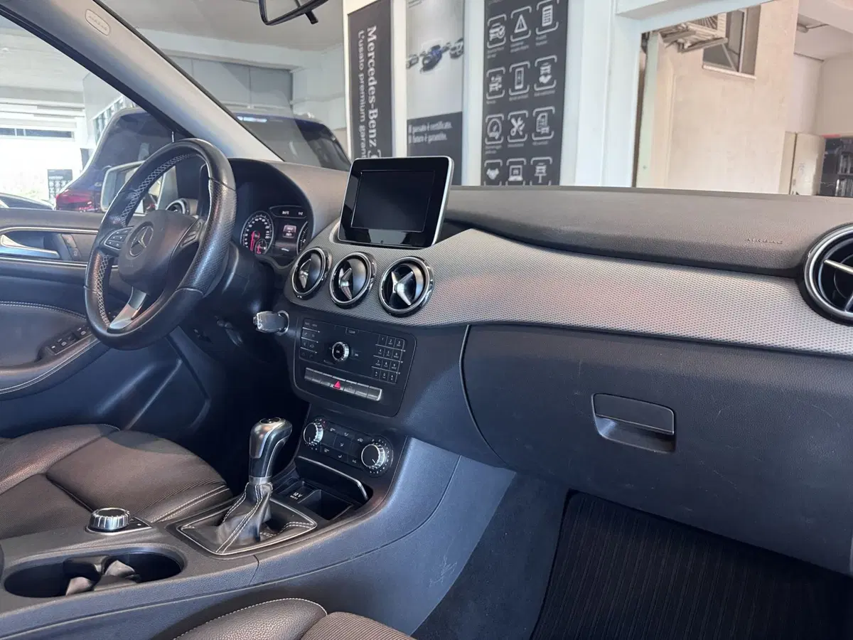 Mercedes-Benz Classe B usata a Messina (9)