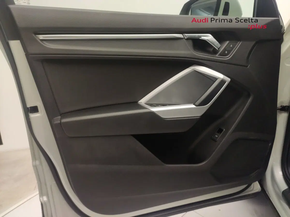 Audi Q3 Sportback usata a Avellino (15)