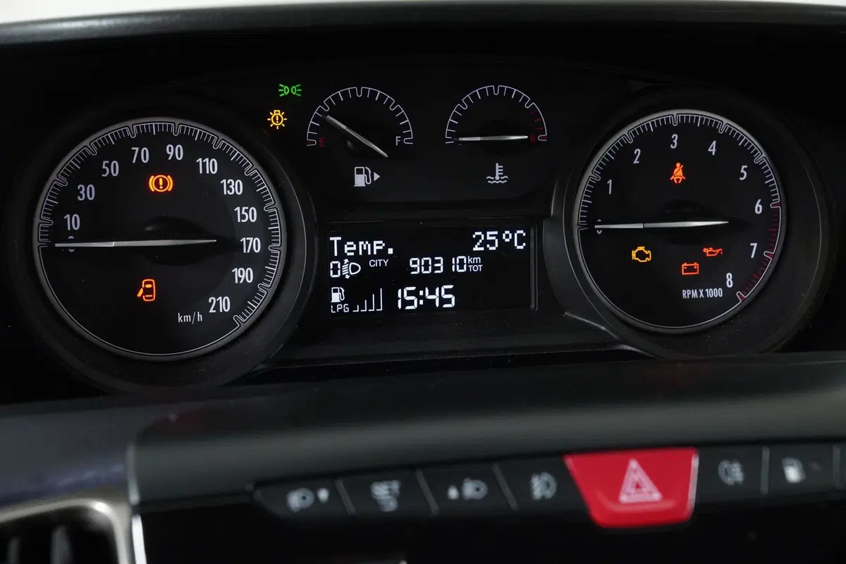 Lancia Ypsilon usata a Perugia (16)