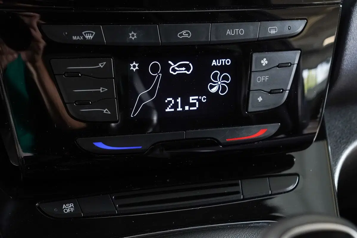 Lancia Ypsilon usata a Perugia (19)
