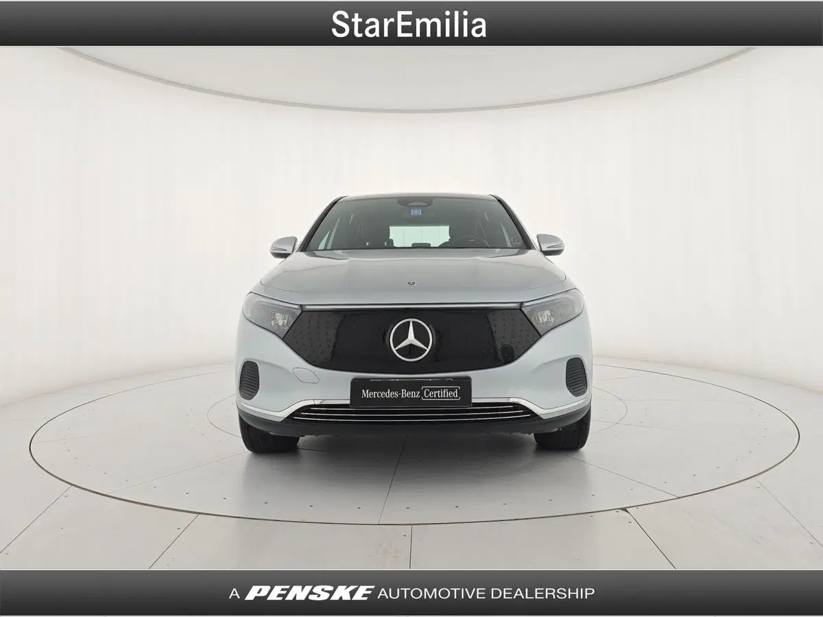 Mercedes-Benz EQA usata a Bologna (7)