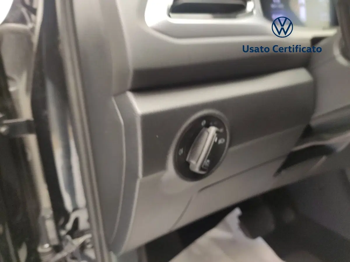 Volkswagen T-Roc usata a Avellino (16)