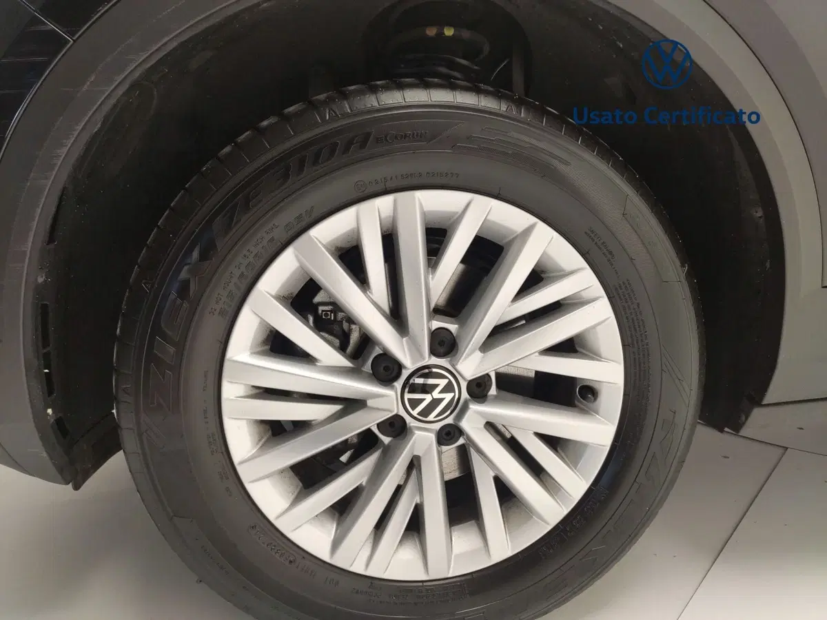 Volkswagen T-Roc usata a Avellino (9)