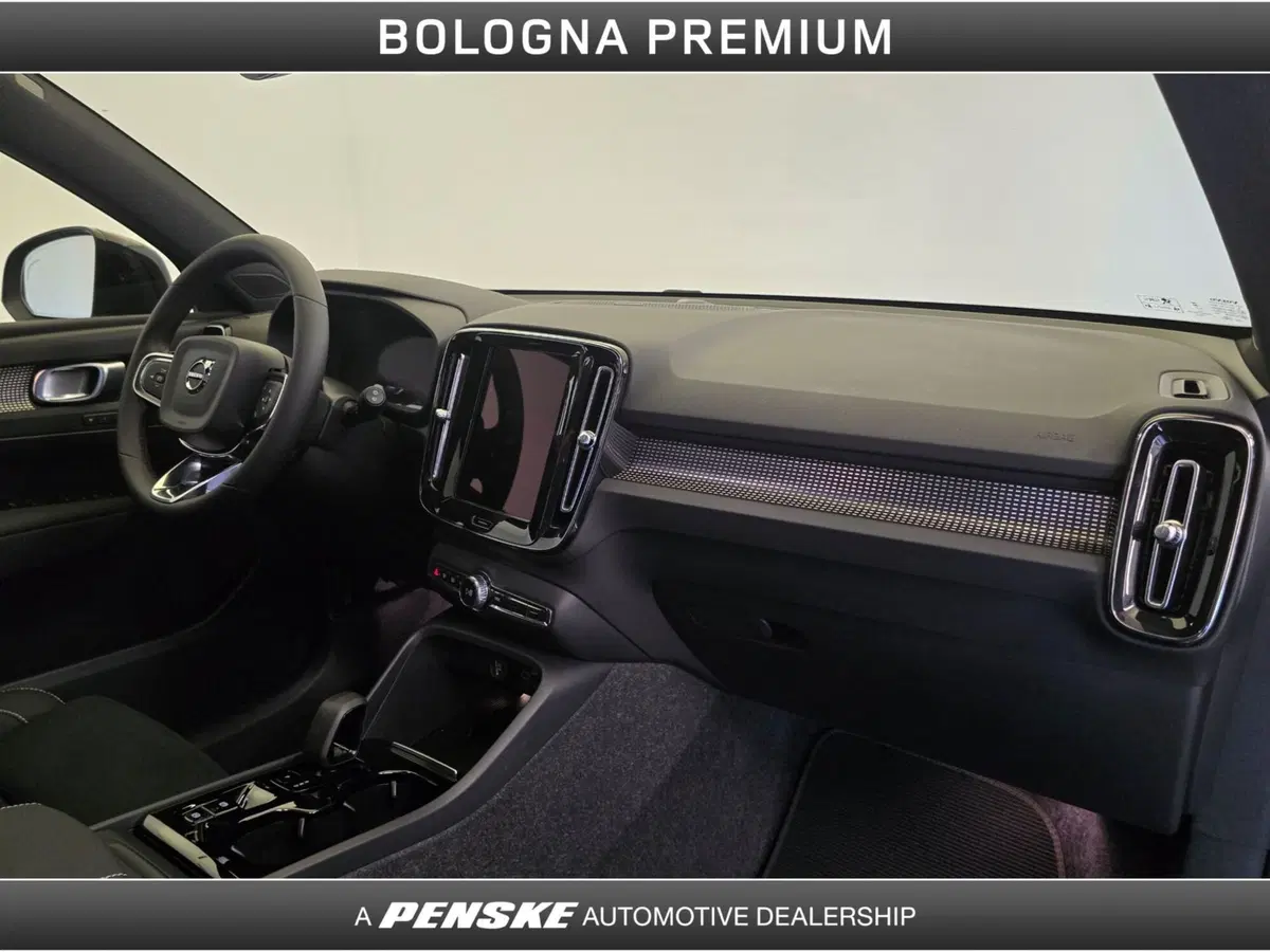 Volvo XC40 usata a Bologna (18)