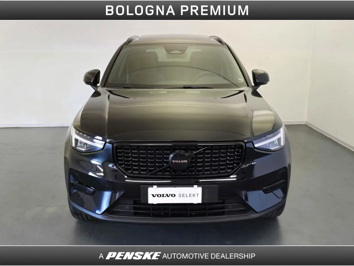 Volvo XC40 usata a Bologna (8)