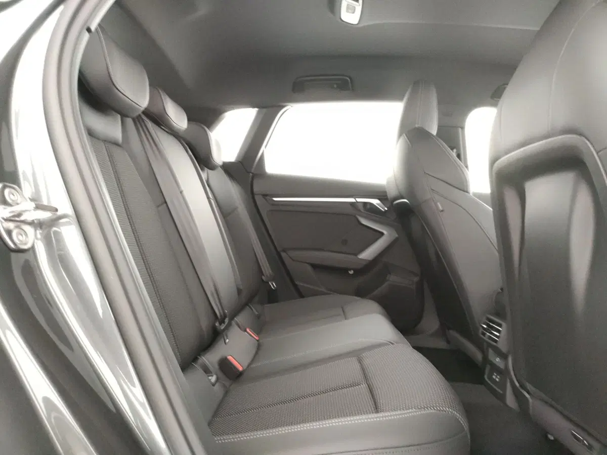 Audi A3 Sportback usata a Napoli (8)