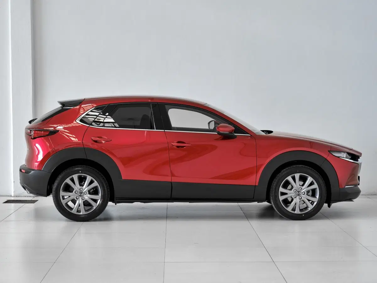 Mazda CX-30 nuova a Prato (6)