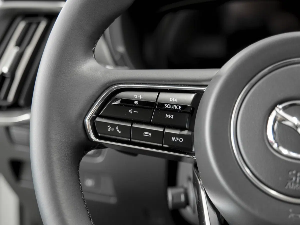 Mazda CX-60 nuova a Prato (7)